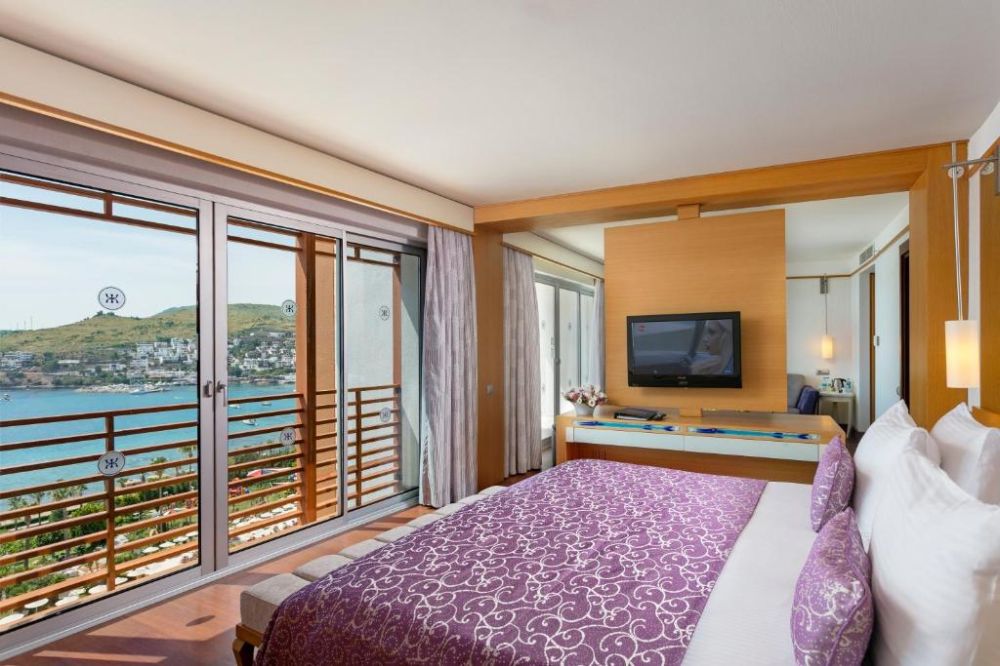 Junior Suite, Kefaluka Resort 5*