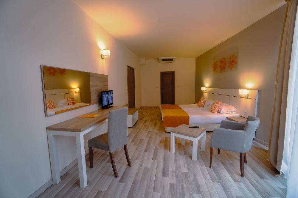 1-bedroom Suite, Odessos Park Hotel 4*