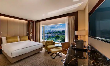 Deluxe Park Room, Conrad Istanbul Bosphorus 5*