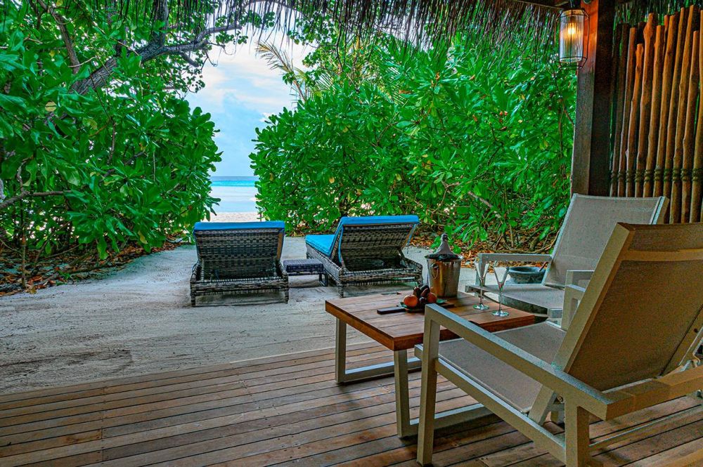 Beach Villa, Constance Moofushi 5*