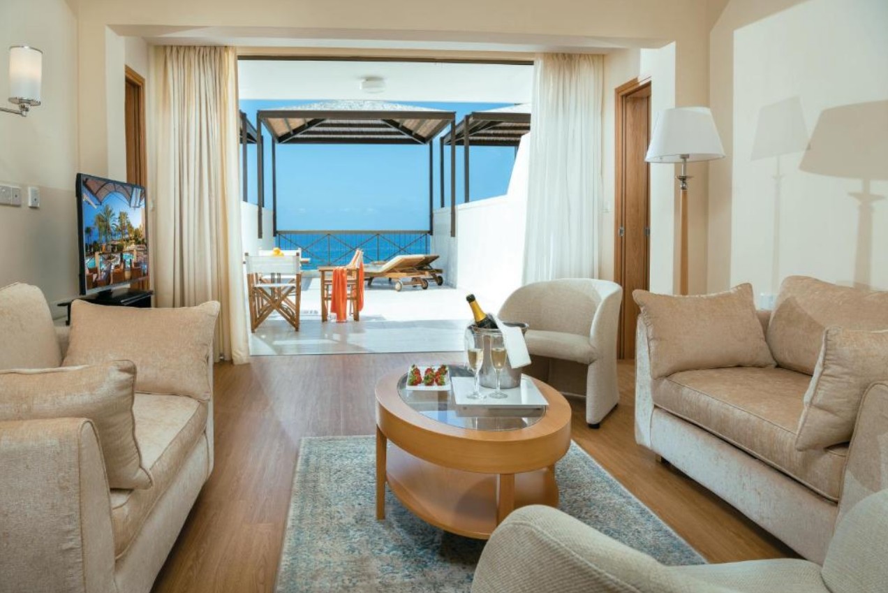 1 Bedroom Executive Suite SV, Athena Beach Hotel 4*