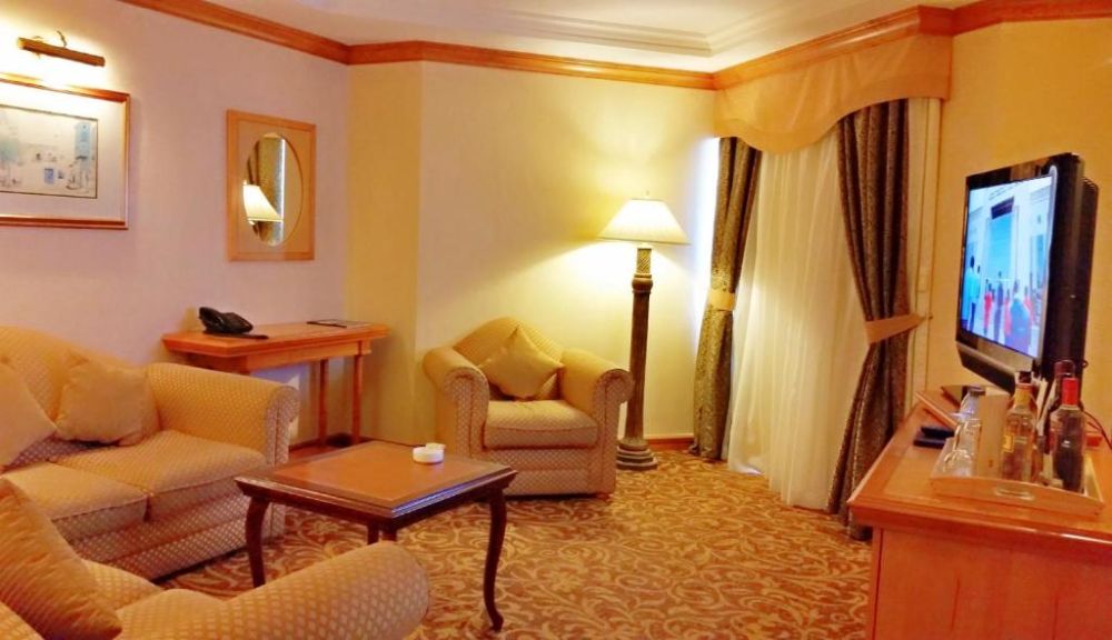 Junior Suite, Knight Castle Hotel Dubai (ex. Carlton Palace Hotel) 5*