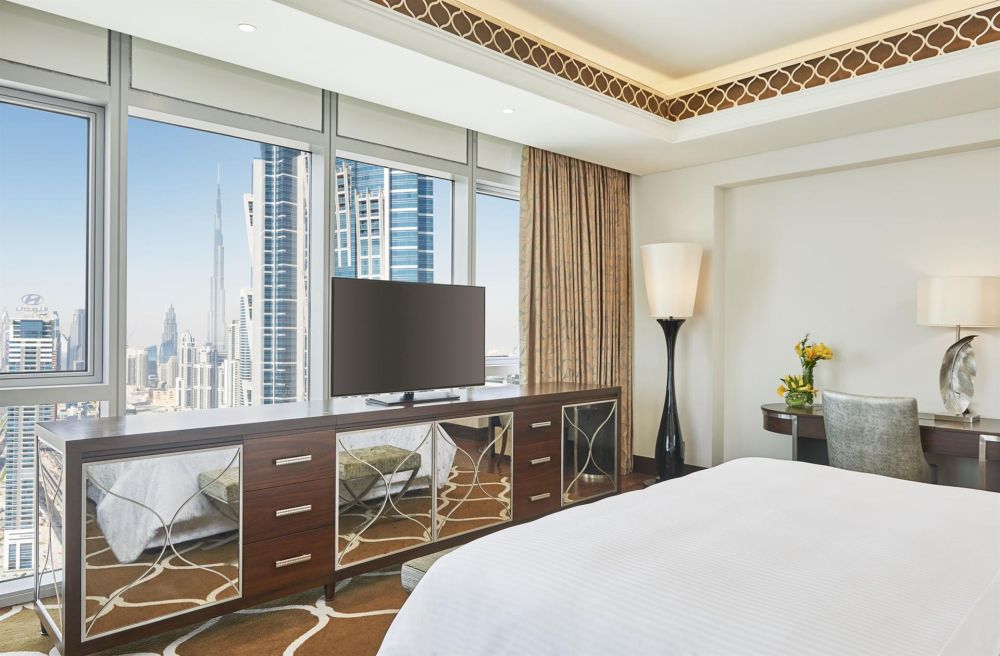 Executive Suite, Hilton Dubai Al Habtoor City 5*