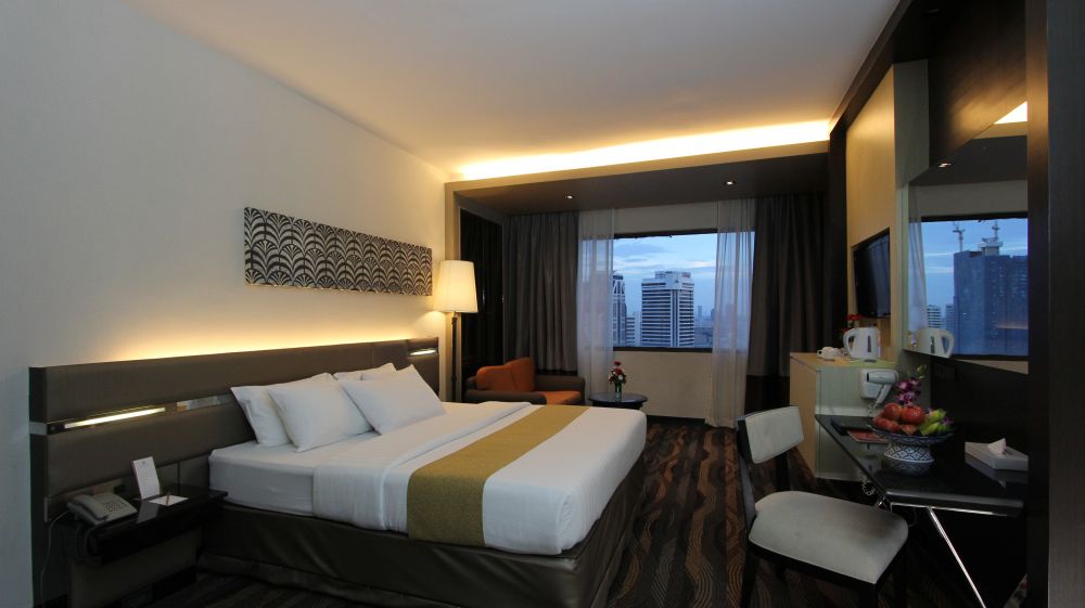 Grand Deluxe Room, Royal Benja Hotel 3+