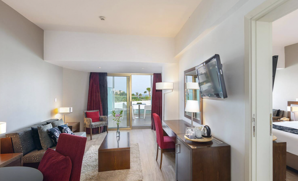 Executive Suite, Crystal Springs Beach 4*