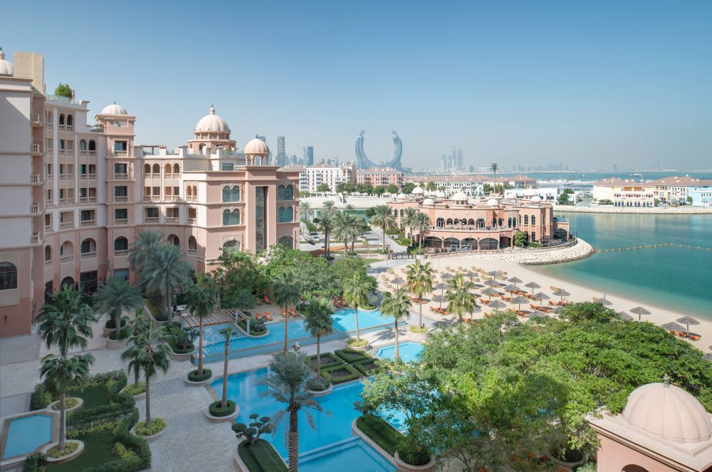 Deluxe Pool View, Marsa Malaz Kempinski, The Pearl Doha 5*