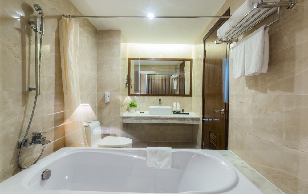 Deluxe, Muong Thanh Grand Nha Trang 5*