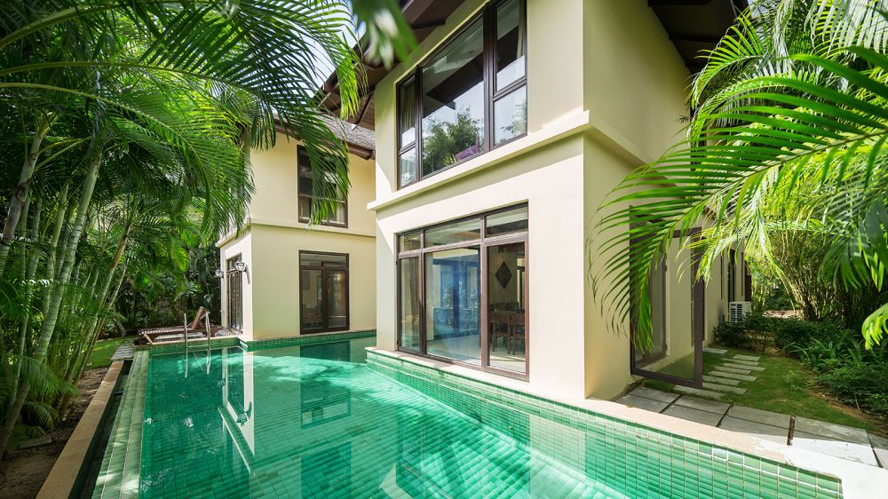 4 Bedrooms Villa, Yalong Bay Villas & Spa 5*