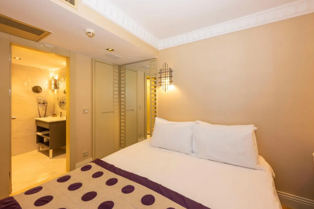 Economy Room, Taxim Hill Hotel 4*