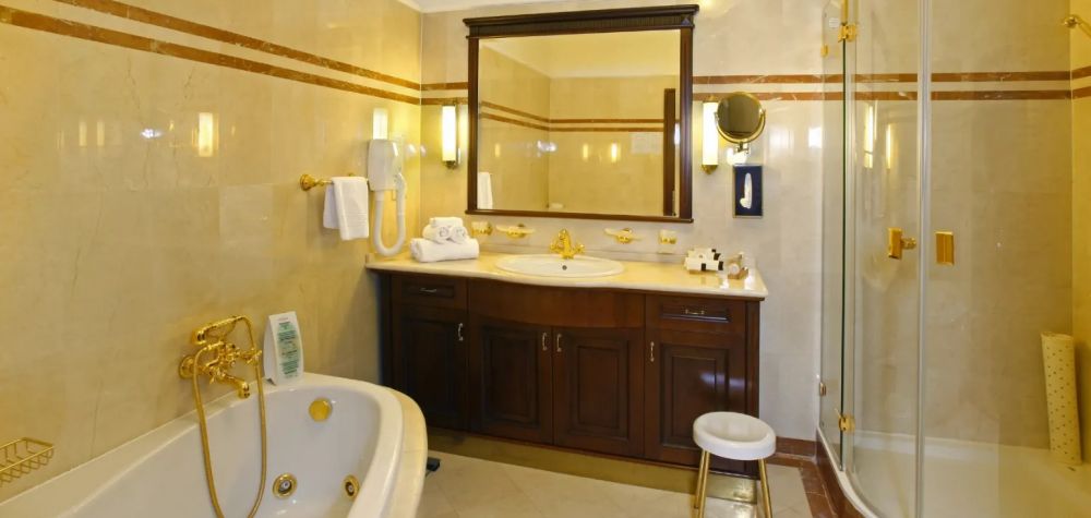 Apartment Royal, Nove Lazne (ENSANA SPA Hotels) 5*