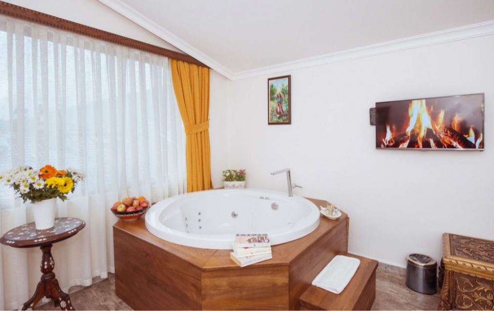 Deluxe Jacuzzi Room, Infinitycity Hotel Fethiye 3*