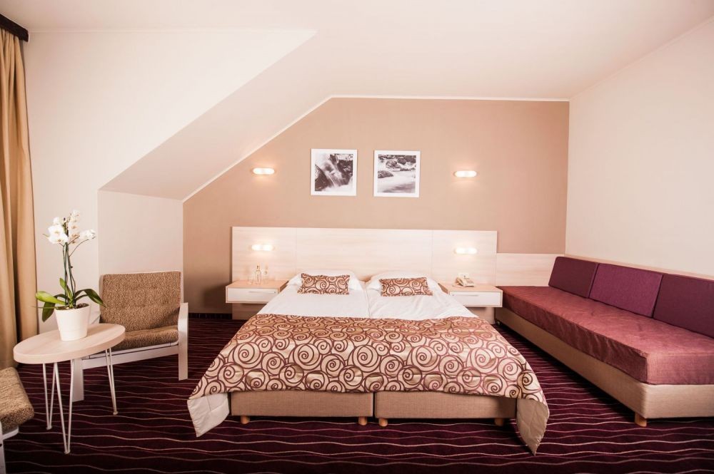 Double Premium, Zagreb 4*