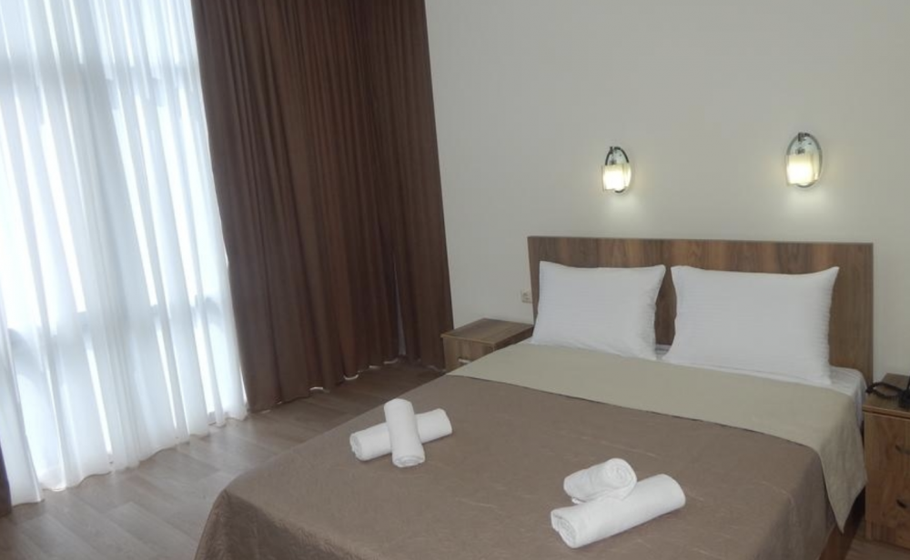 DOUBLE ROOM WITH 1 BED, Belugo 4*