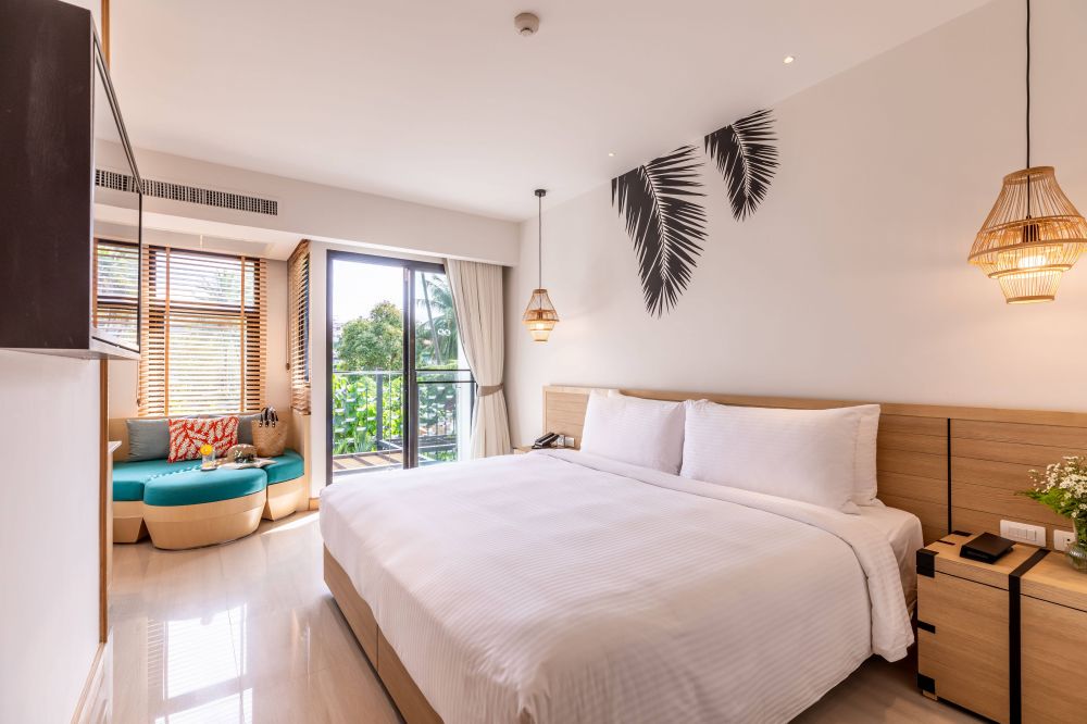 Superior Pool View Room, Outrigger Surin Beach Resort (ex. Manathai Surin Phuket) 4*