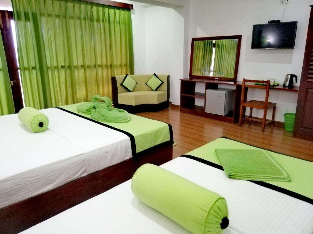 Superior Seafront Room, Serenade Beach Hotel 2*