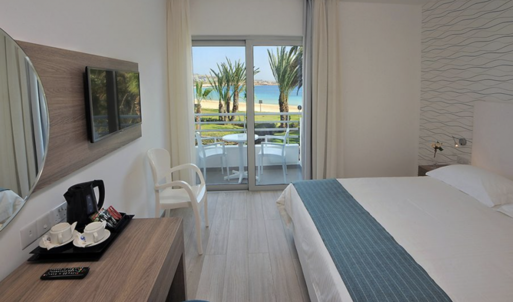 Superior Room, Okeanos Beach Hotel 3*