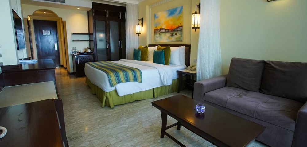 Premier Sea Facing Room, Sarova Whitesands Beach Resort & Spa 5*