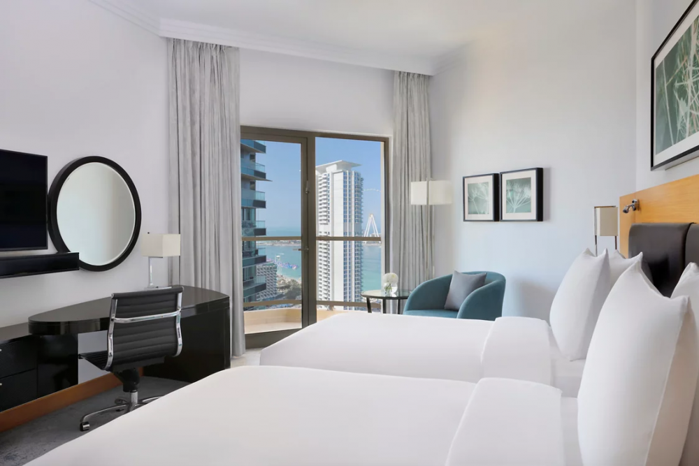 Executive Partial Sea View with Balcony, Movenpick Hotel Jumeirah Beach 5*