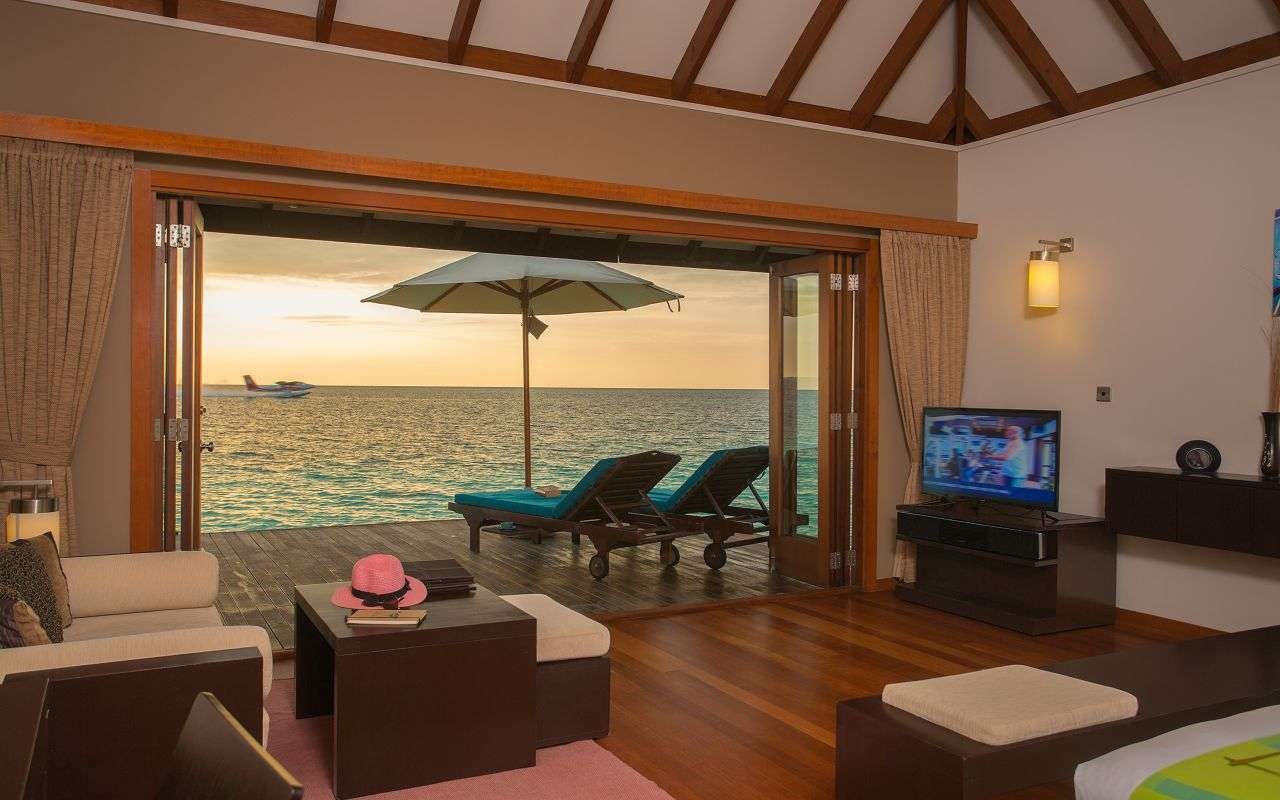 Ocean Jacuzzi Villa, Veligandu Island Resort 4*