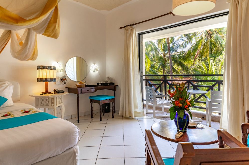 Bahari Room, Diani Sea Resort 4*