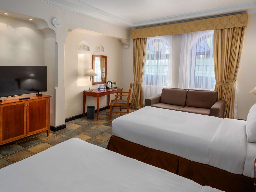 Standard Room, Novotel Al Dana Resort 4*