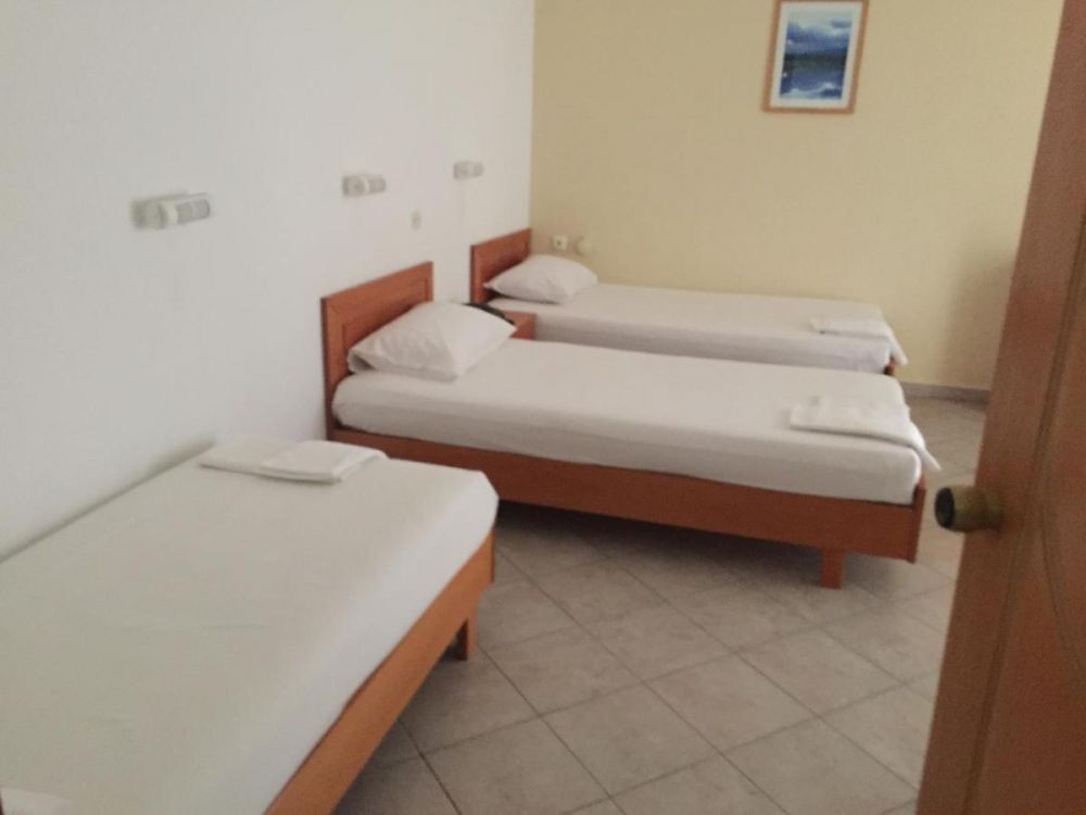 Double/Triple Room, Iris Nea Kallikrateia 2*