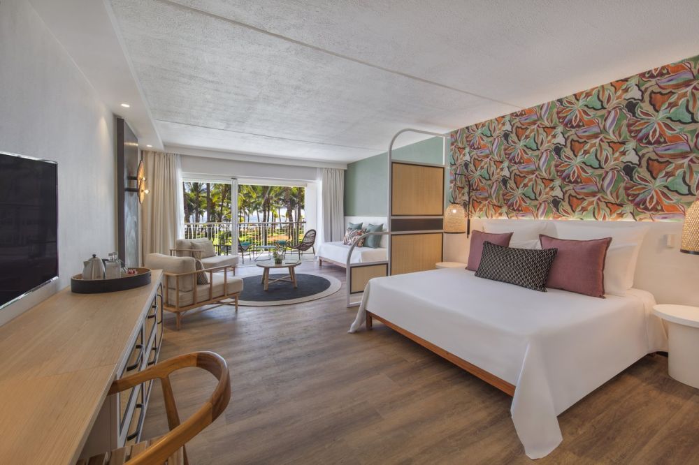 New Superior Room First Floor, Victoria Beachcomber Resort & SPA 4*