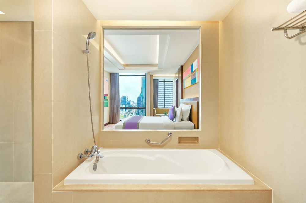 Executive Suite, Aetas Lumpini 5*