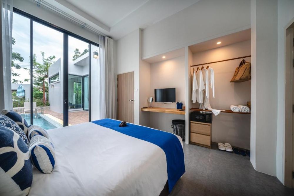 2 Bedroom Hidden Gem Pool Villa, Aleenta Hua Hin 5*