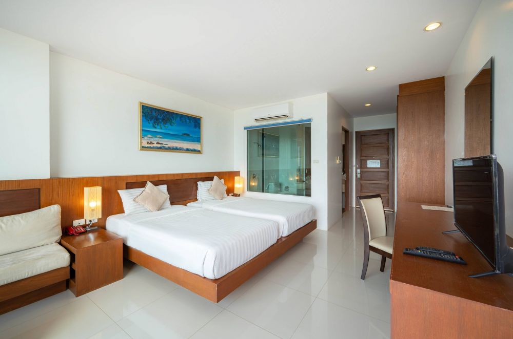 Grand Deluxe Sea View, The View Rawada Phuket 4*