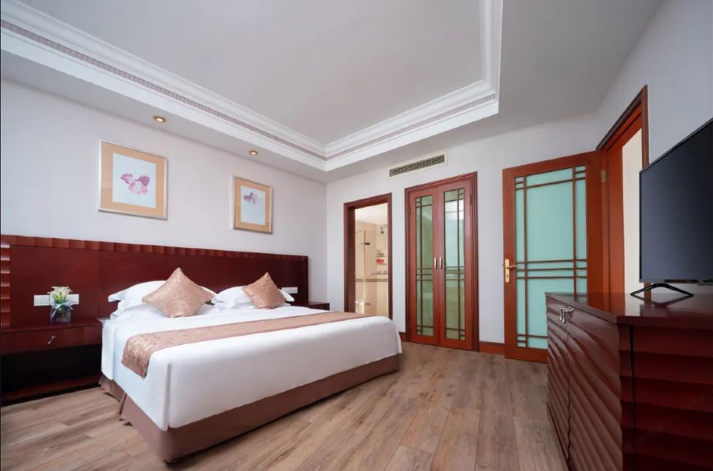 Deluxe Mountain View Family Room, Baohong Hotel 4*