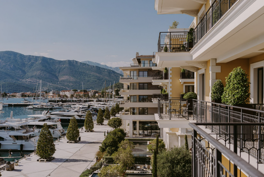 Three-Bedroom Suite Sea View, Regent Porto Montenegro 5*