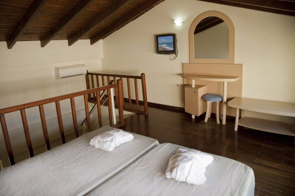 Family Maisonette 2 Bedroom, Jo An Beach Hotel 4*