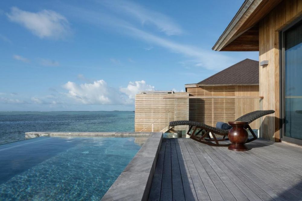 Grand Madifushi Aqua Pool Villa, Madifushi Private Island 5*