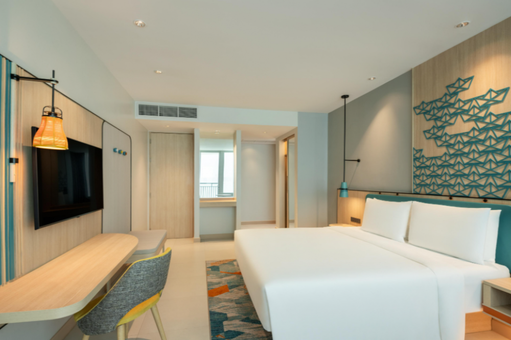One Bedroom Suite, Holiday Inn Pattaya 5*