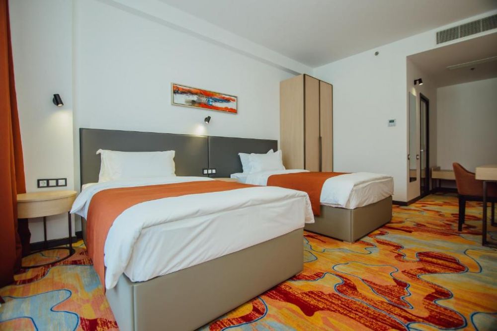 Superior Corner/Twin, Graphic Hotel Batumi 4*