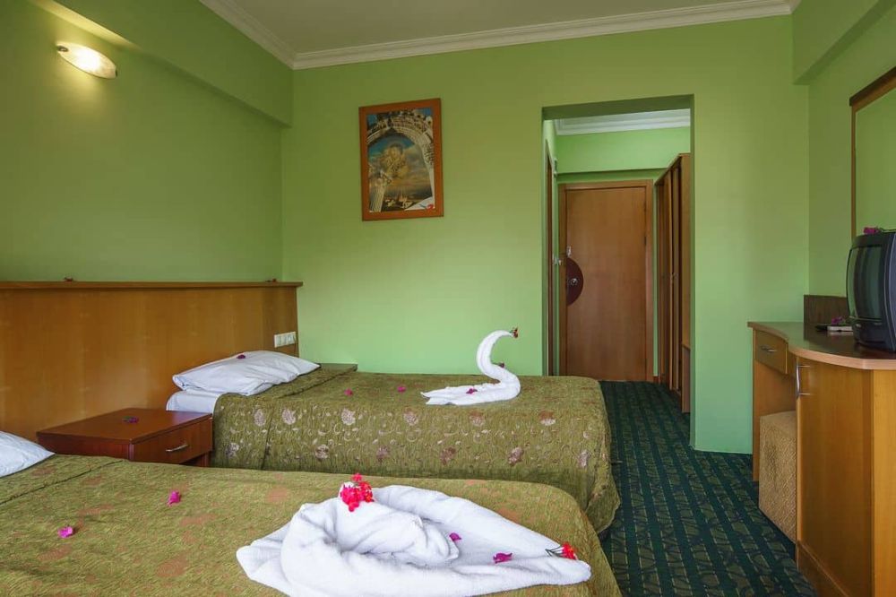 Standard Room, Larissa Inn Hotel 4*