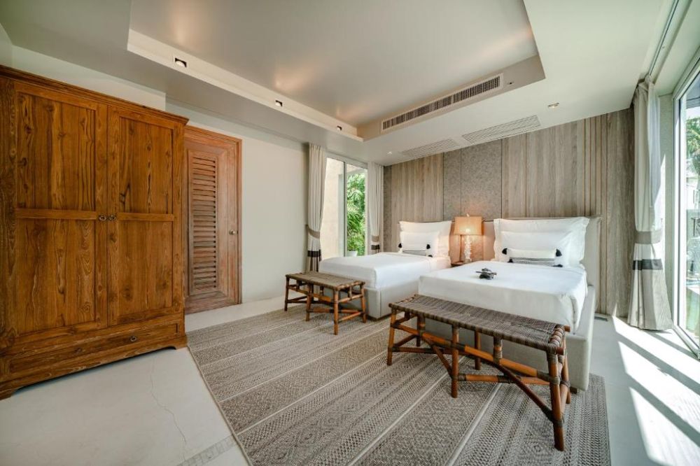 4BR Beachfront Villa, Aleenta Phuket - Phang Nga Resort & Spa 5*