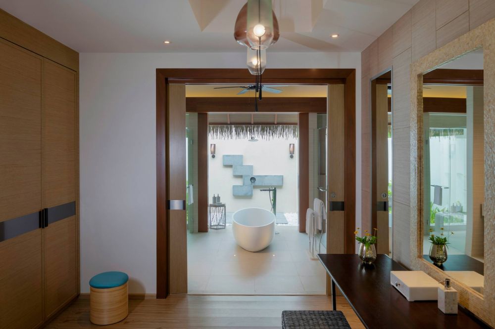 Beach Villa, Pullman Maldives Maamutaa 5*