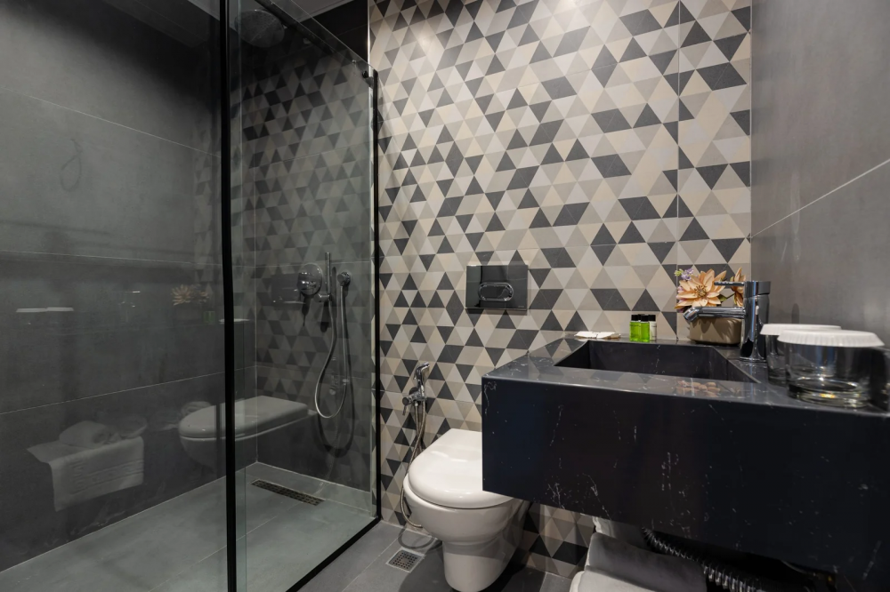 Standard Twin, Monarch 4*