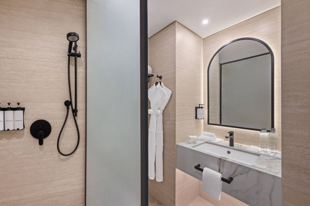 Collection Room, Oaks Ibn Battuta Gate Dubai 5*