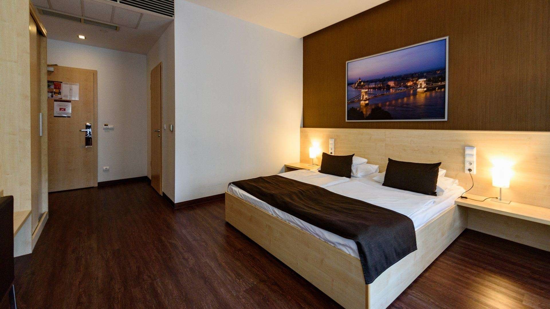 Standard, Promenade Сity Hotel 3*