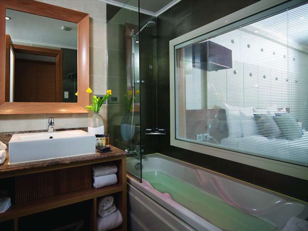 Jacuzzi Room, Coral Sea Sensatori 5*