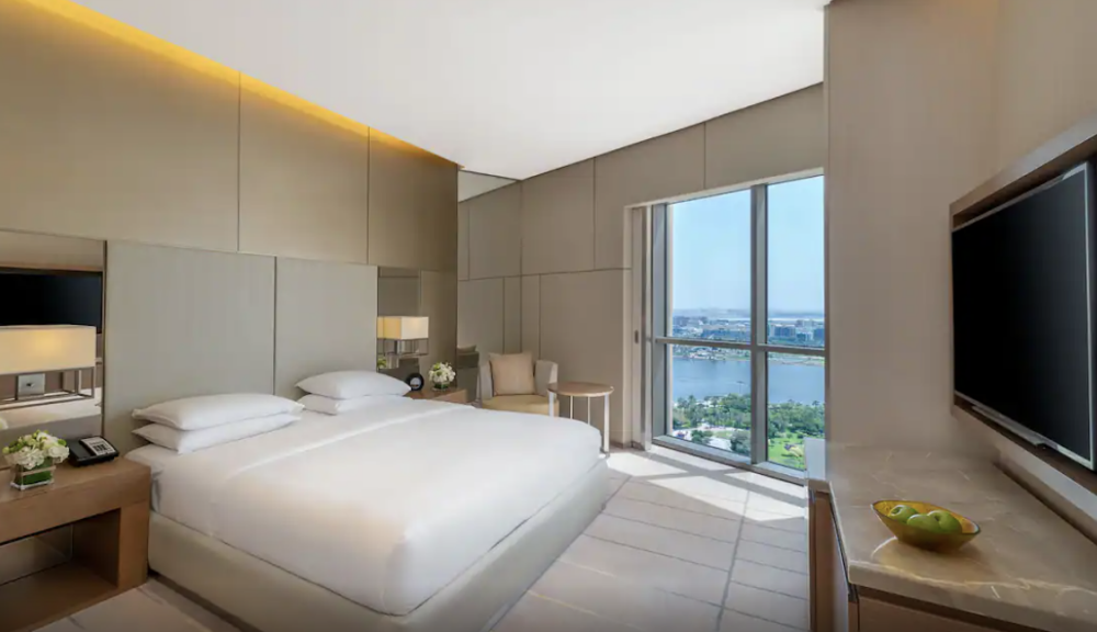 Creek View Room, Hyatt Regency Dubai Creek Heights 5*