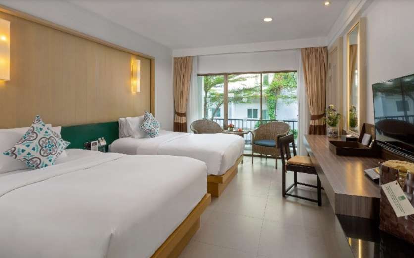 Superior Room, Sawaddi Patong Resort & Spa By Tolani 4*