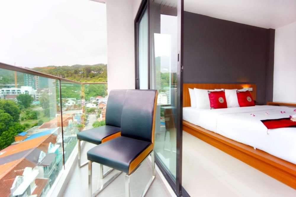 Superior, Phoenix Grand Patong Hotel 3*