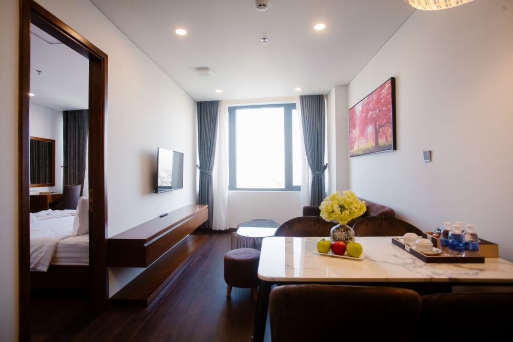 Suite 2 bedroom City View, Century Hotel Da Nang 4*