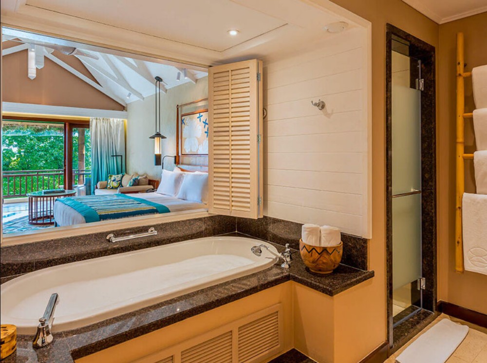 Junior Suite, Constance Lemuria Resort Praslin Seychelles 5*