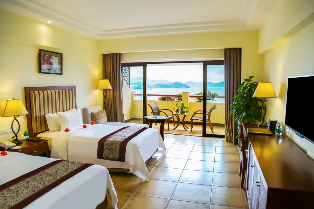Deluxe Sea View Room, Sanya Yuhuayuan Seaview Hotel 4*