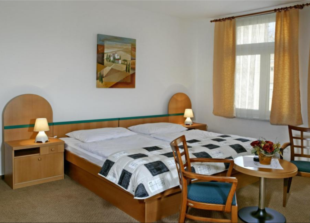 Double Room, Maxim 3*